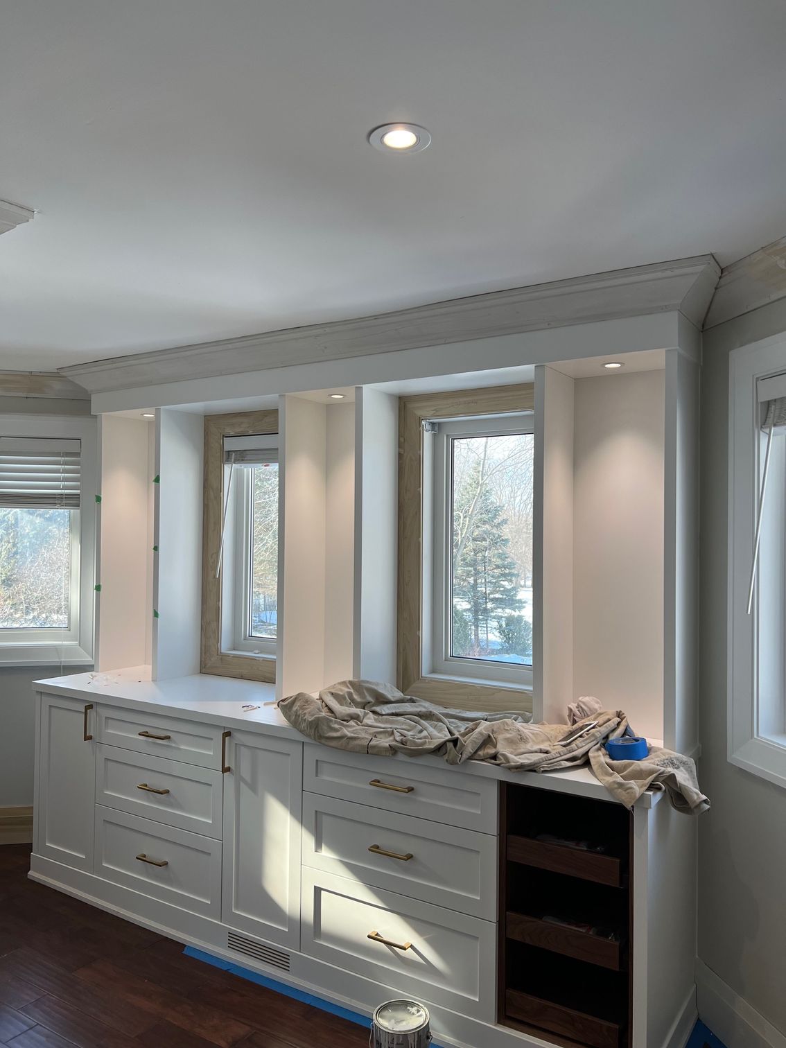 under mount and pot lighting instal for walk in closet.