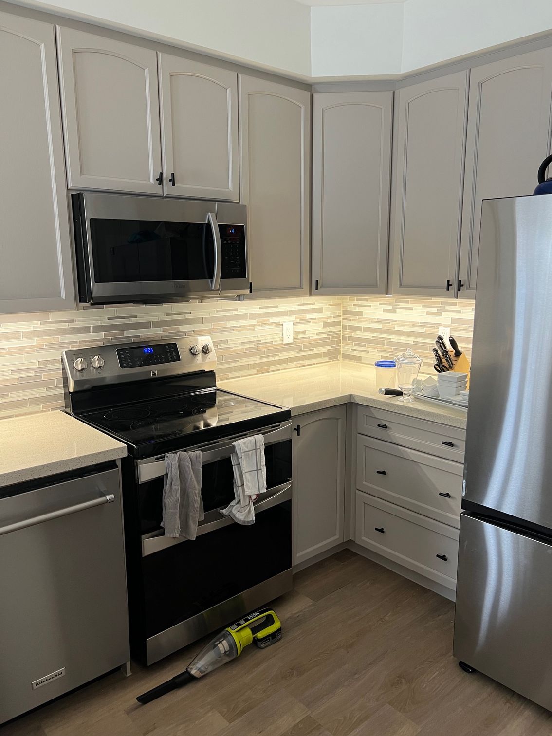 under light kitchen install