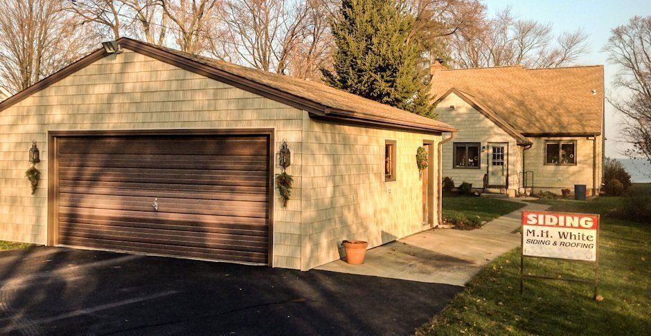 Roofing and Siding repair 20