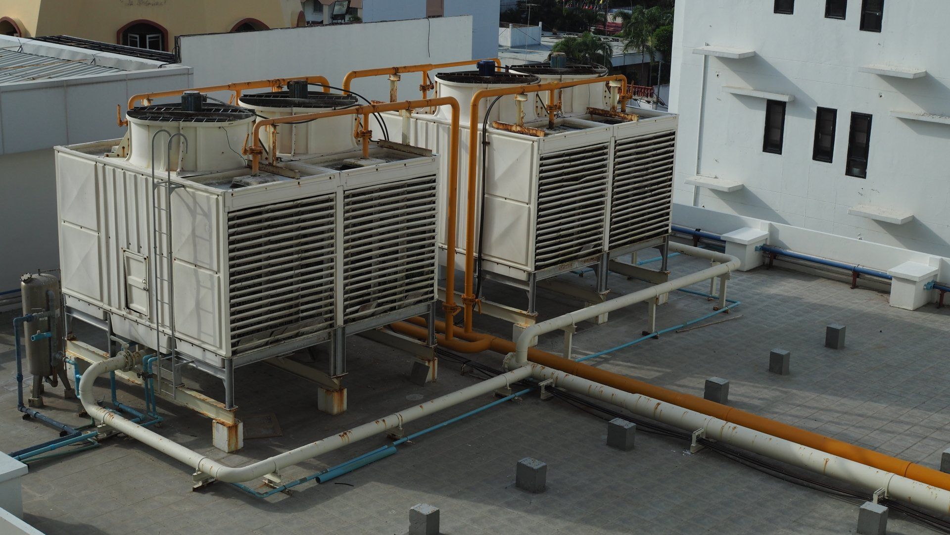 Types of Commercial Chiller