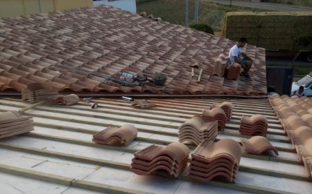 hacer un tejado de tejas en vivienda unifamiliar de Castellón de la plana