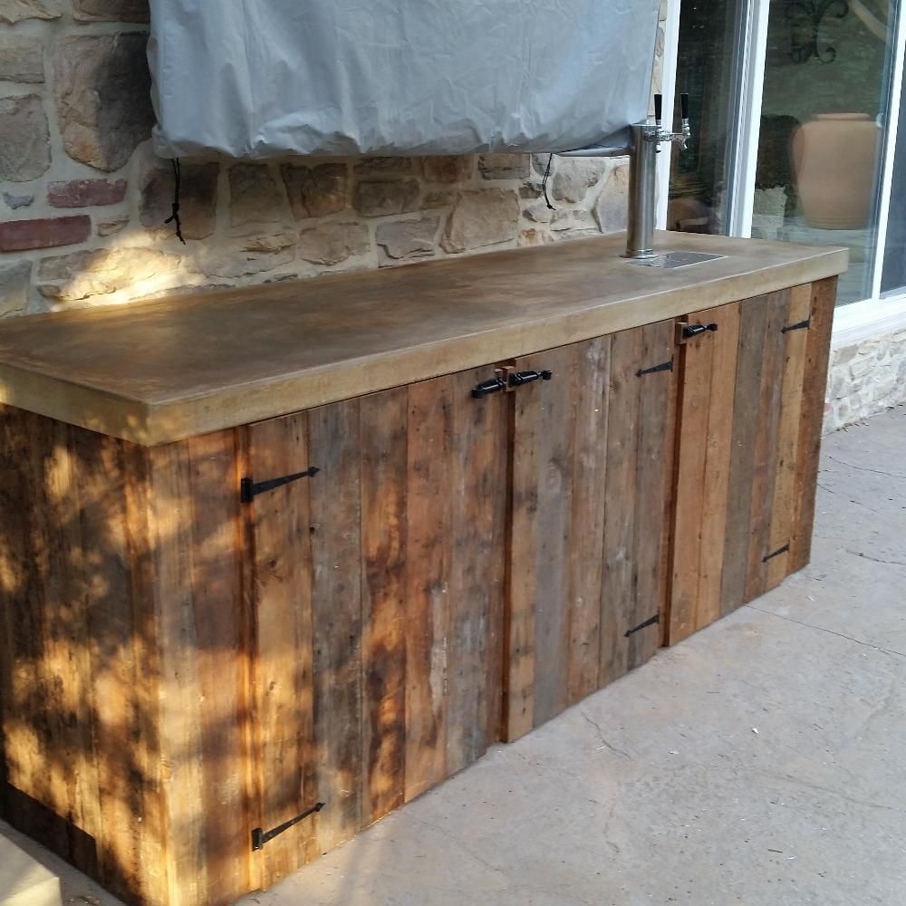 Waypoint Concrete completed a concrete bar top with reclaimed wood base for a patio in Horseshoe Bend, Idaho.