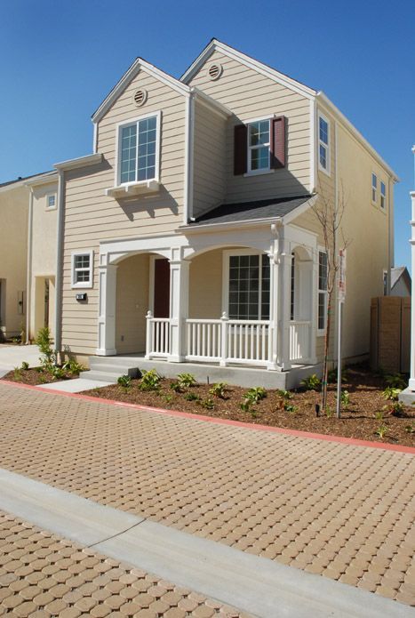 Waypoint Concrete built a concrete entry porch and walkway for a residential home in Caldwell, Idaho.
