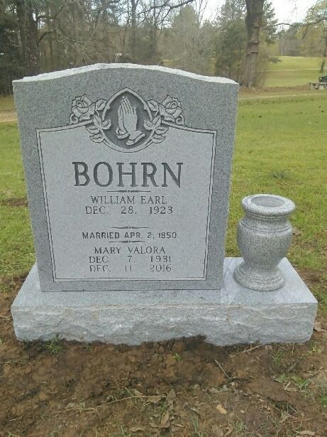 A gravestone with the name bohrn on it