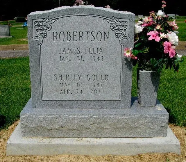 A Gravestone with the name Robertson on it – Canton, MS – Davidson Marble & Granite
