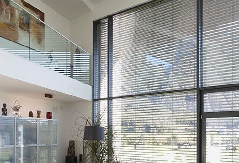 vetrate all'interno di una casa