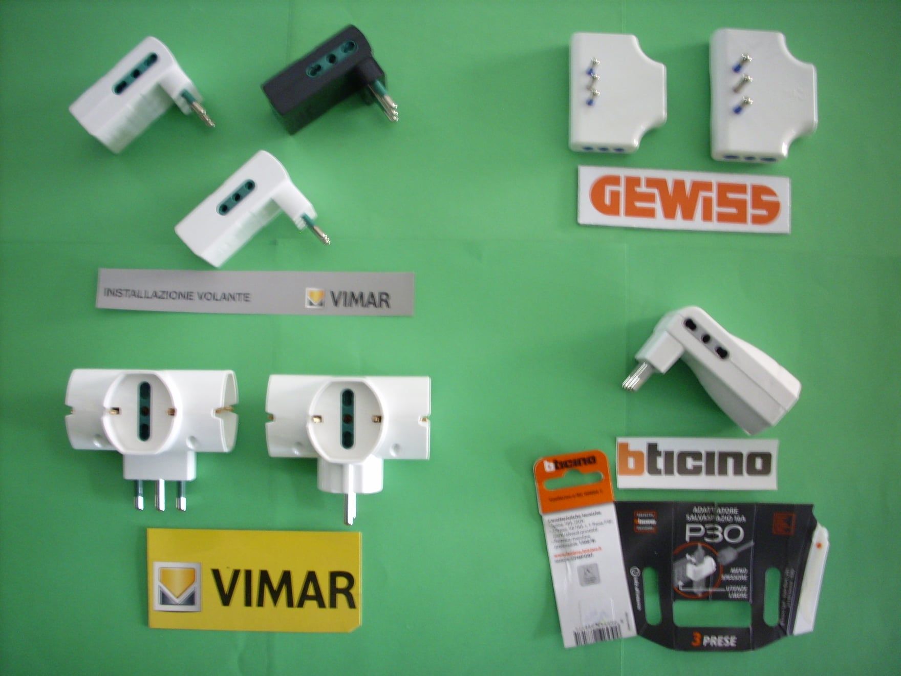 Prese elettriche di vari marchi