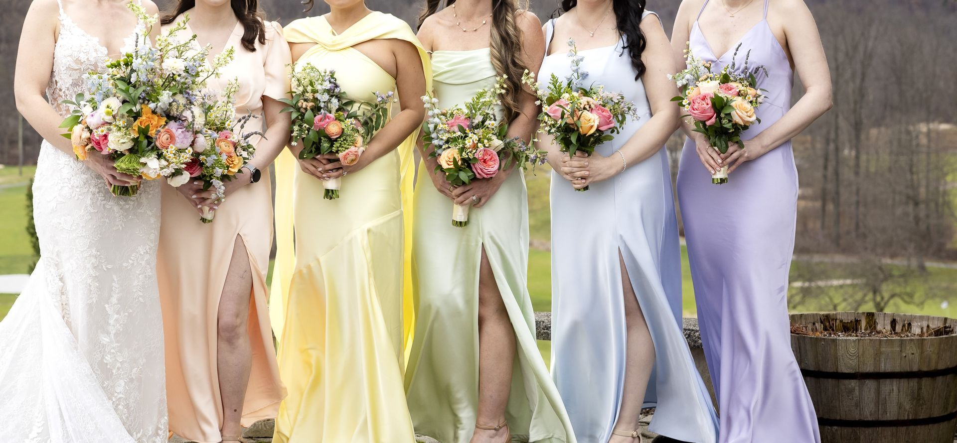 Pastel bridal party bouquets