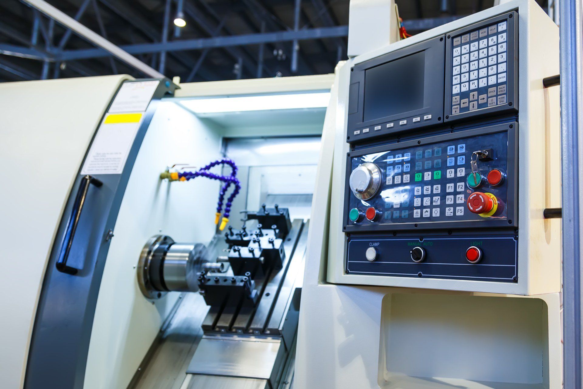 macchinario a controllo numerico