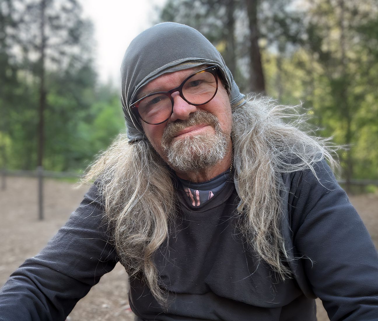 thumbnail size photo of Daniel Hamilton