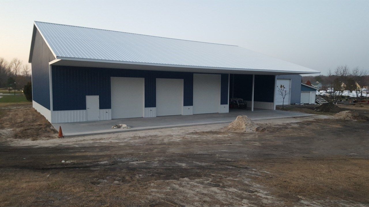 commercial pole barn