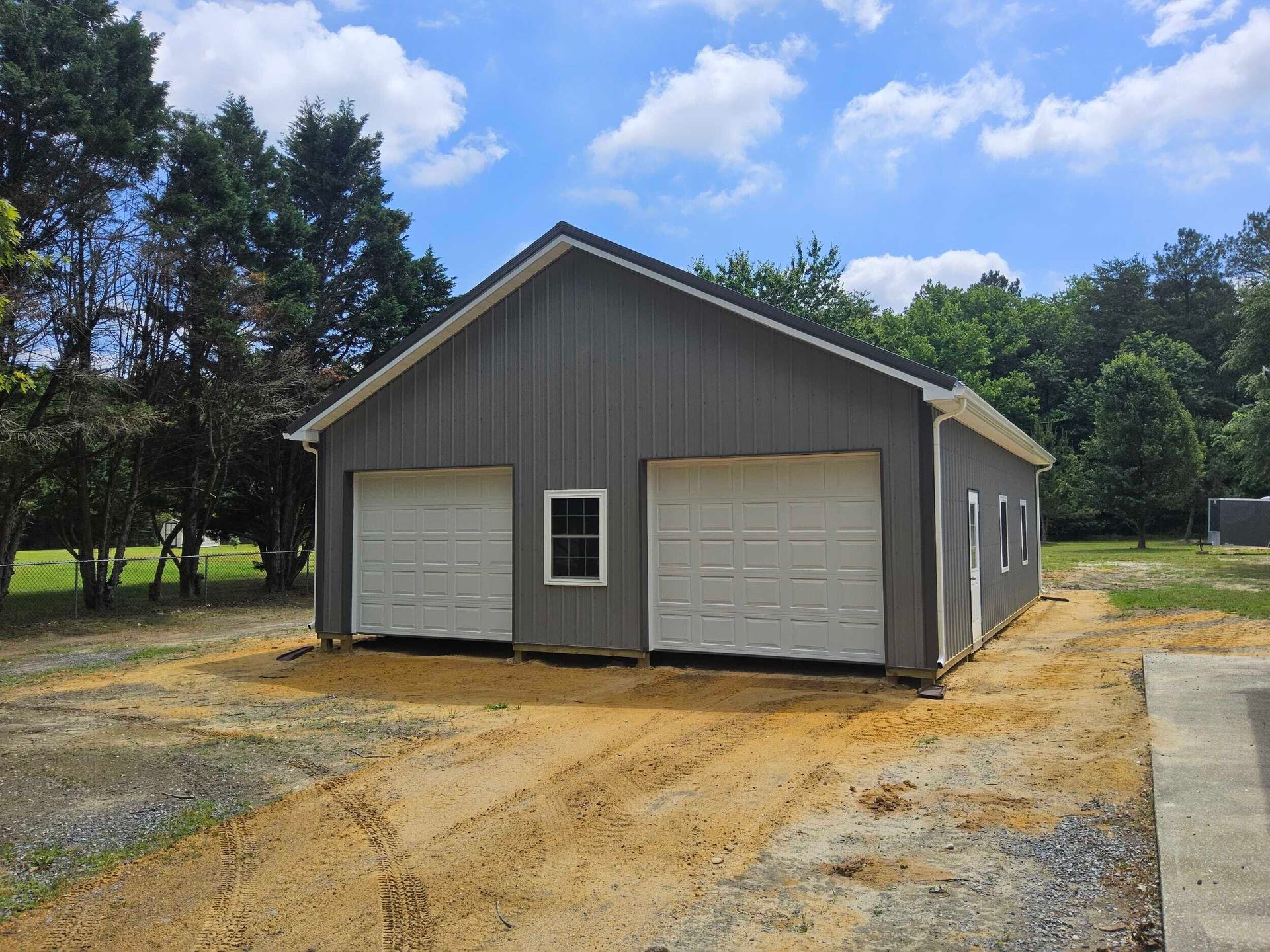 30x40 pole barn