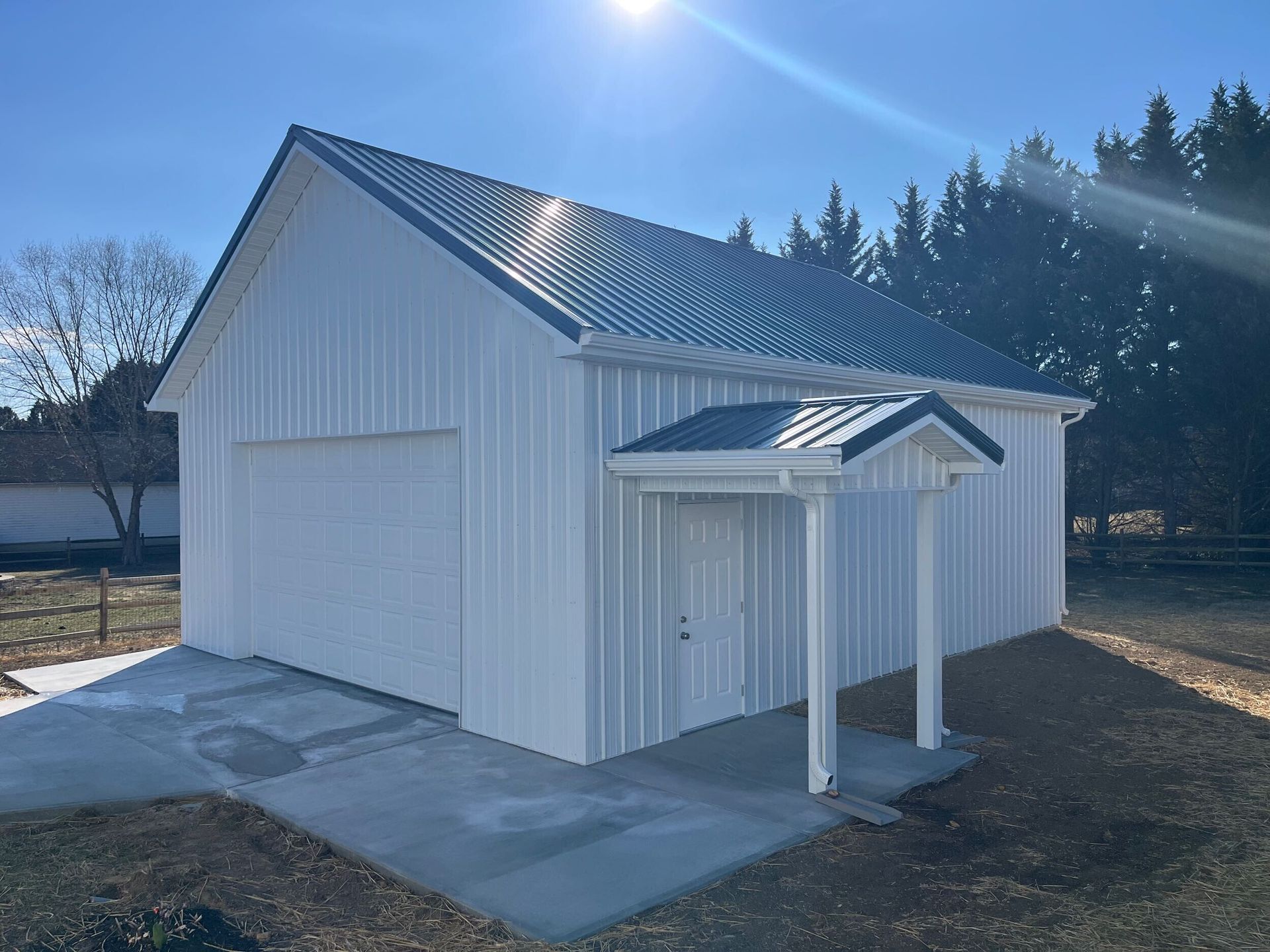 27x32 pole barn