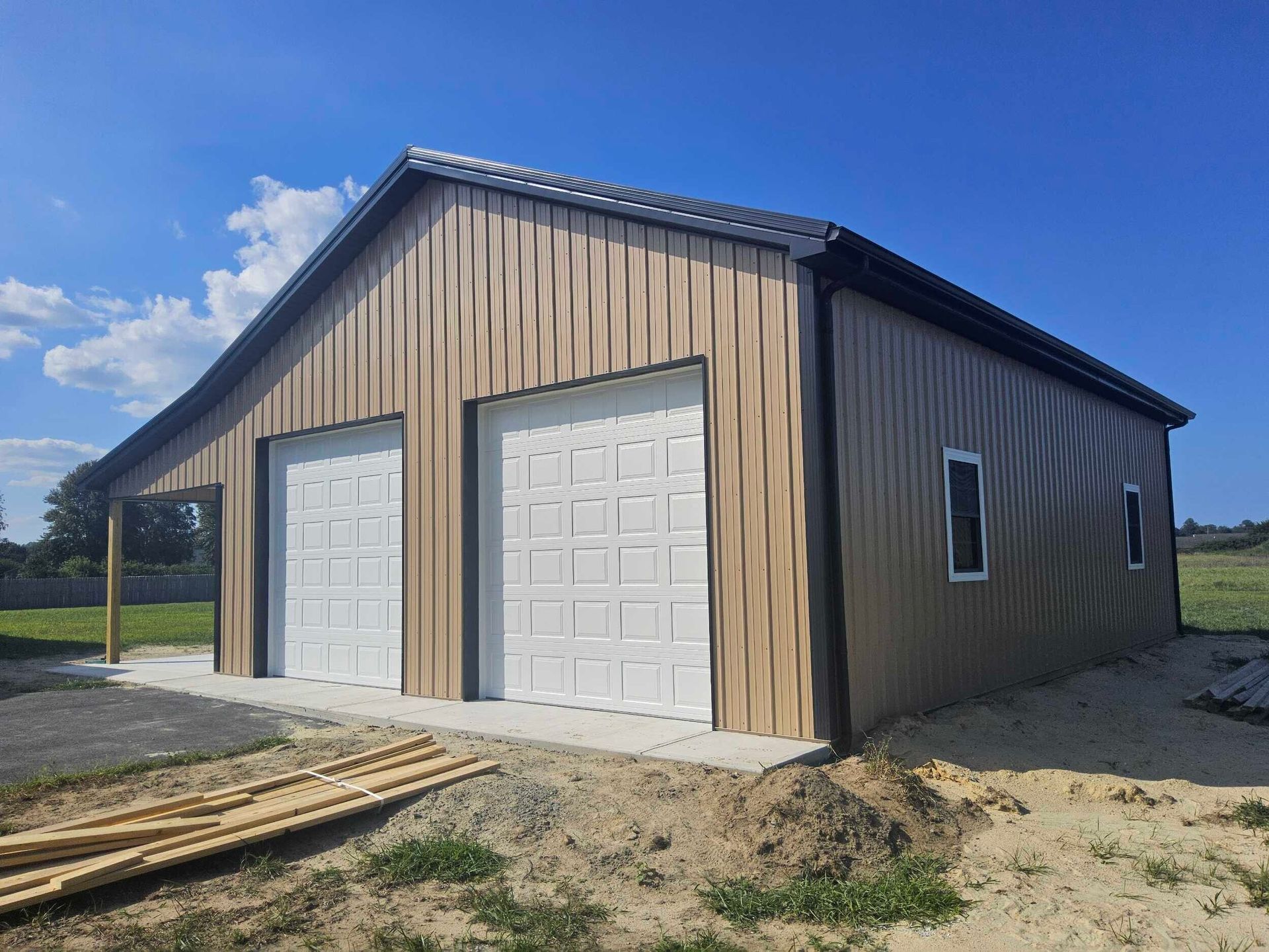 30x40 pole barn