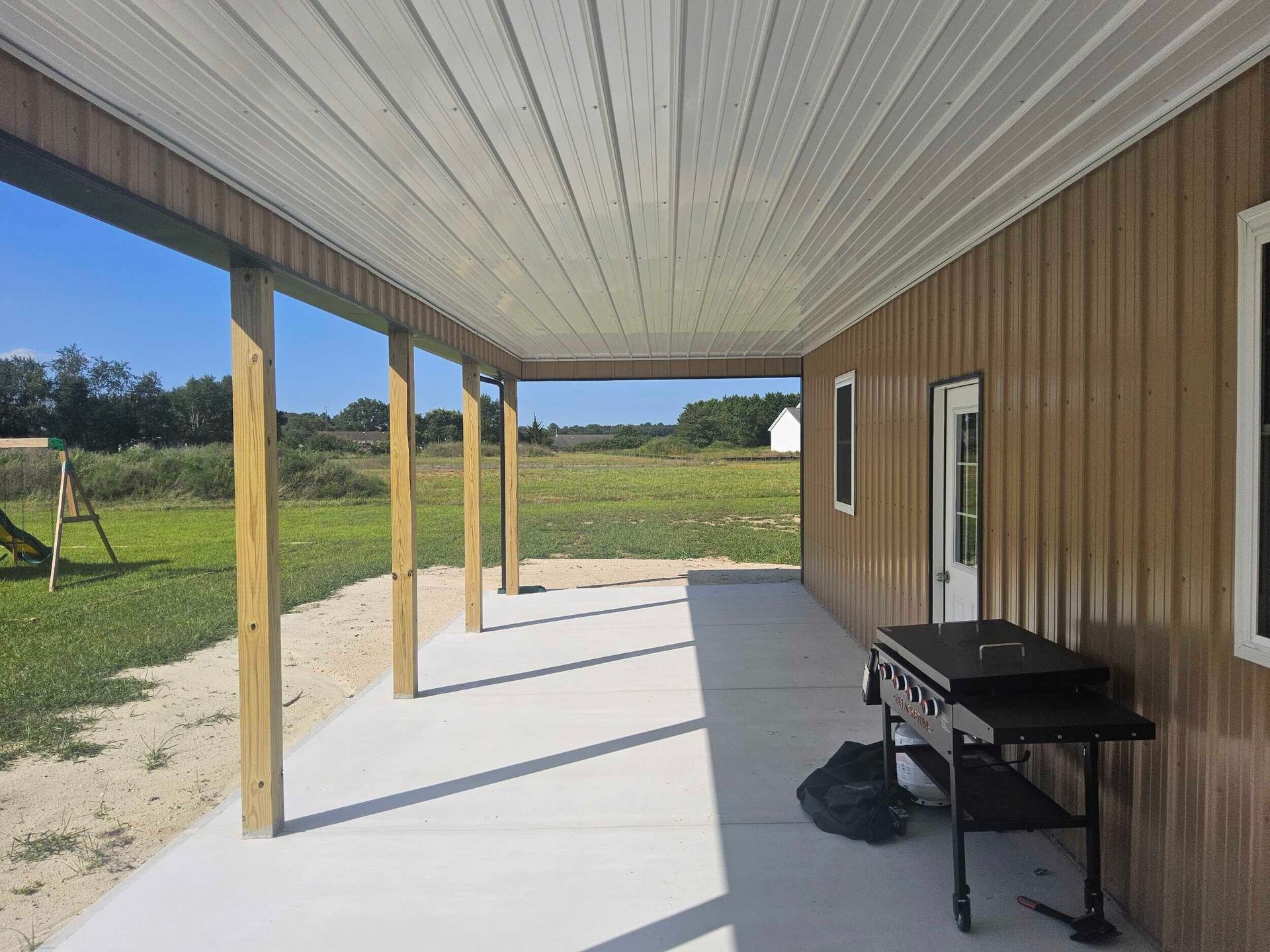 30x40 pole barn
