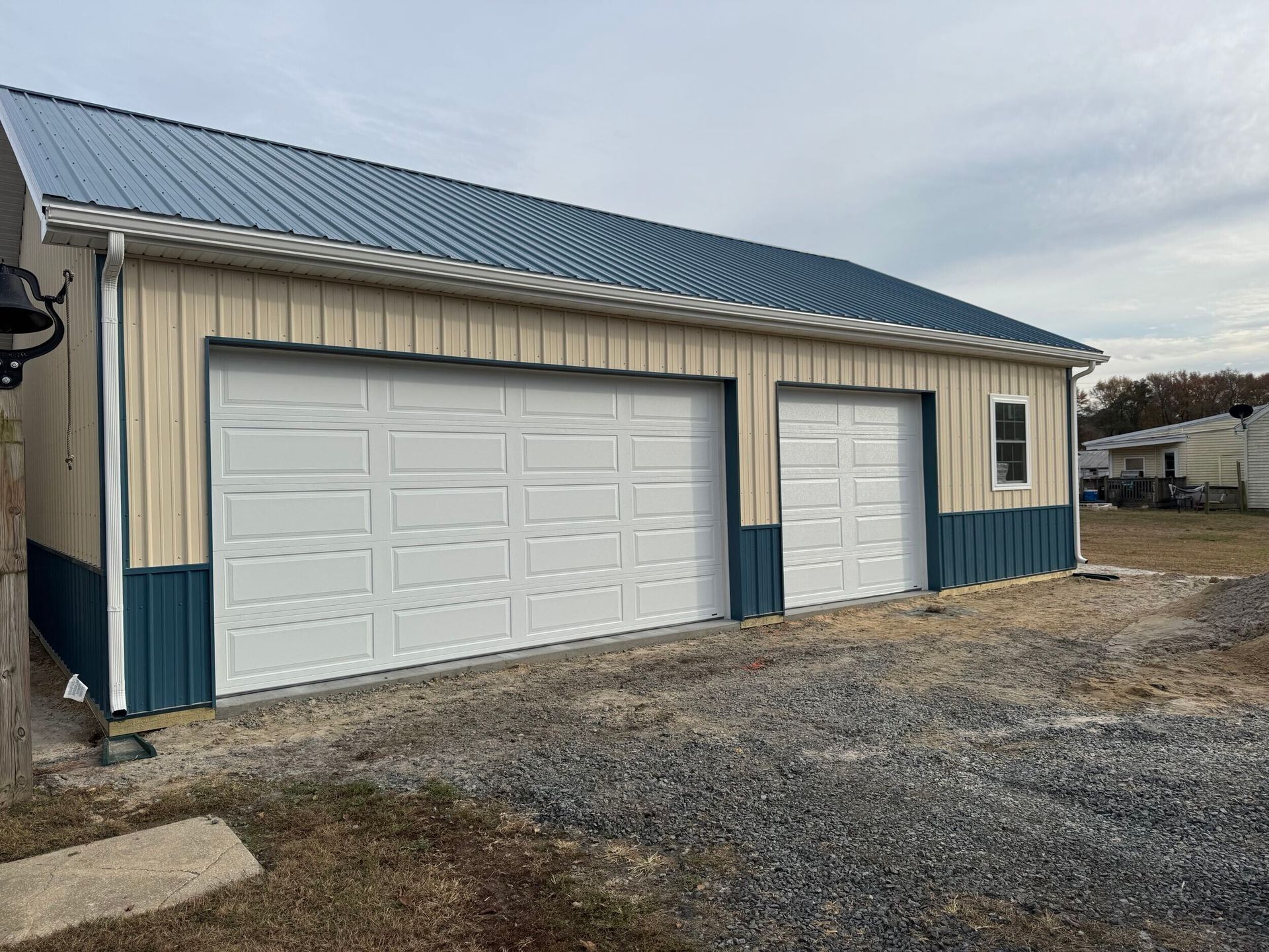 28x40 pole barn