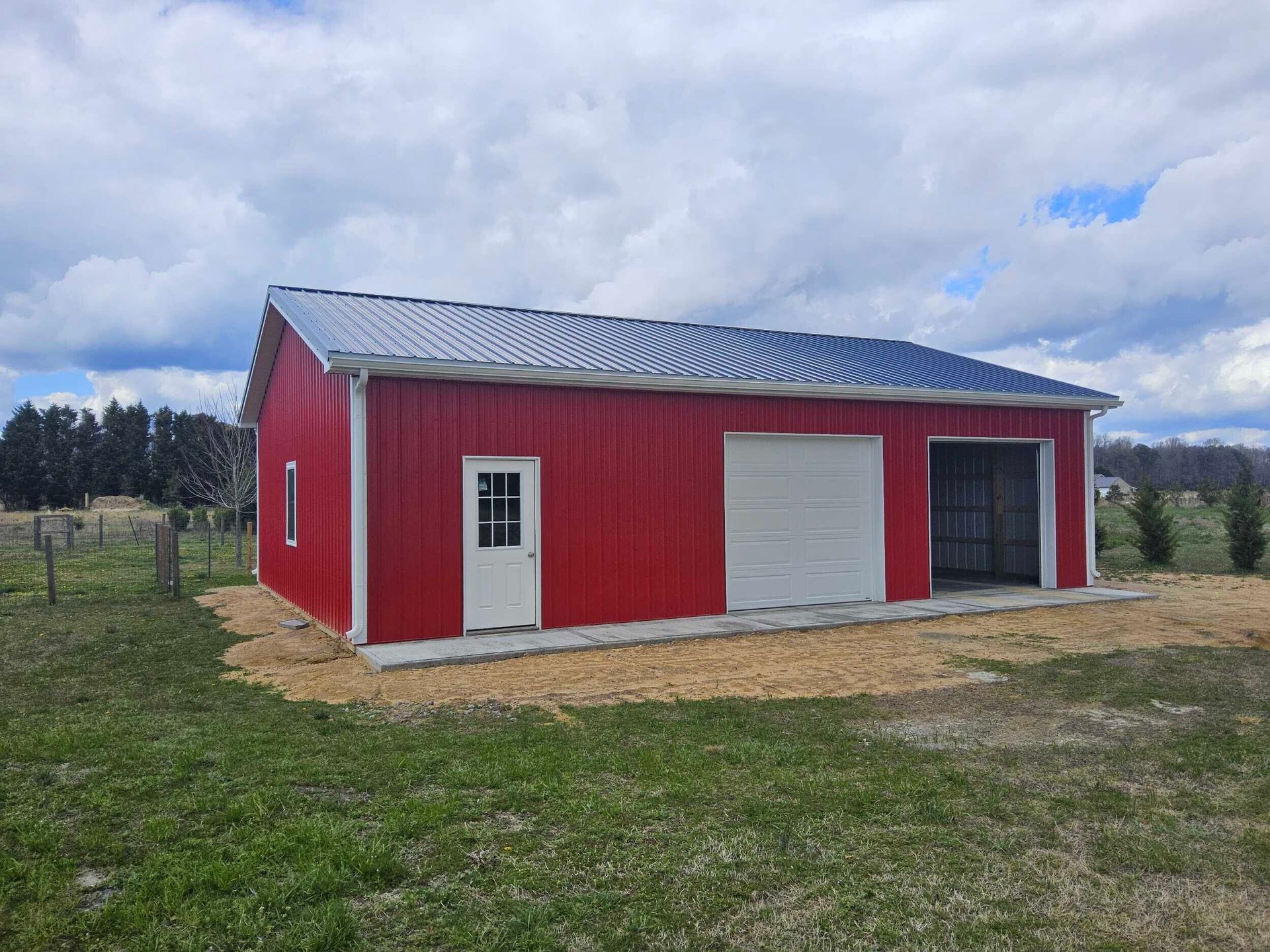 30x40 pole barn