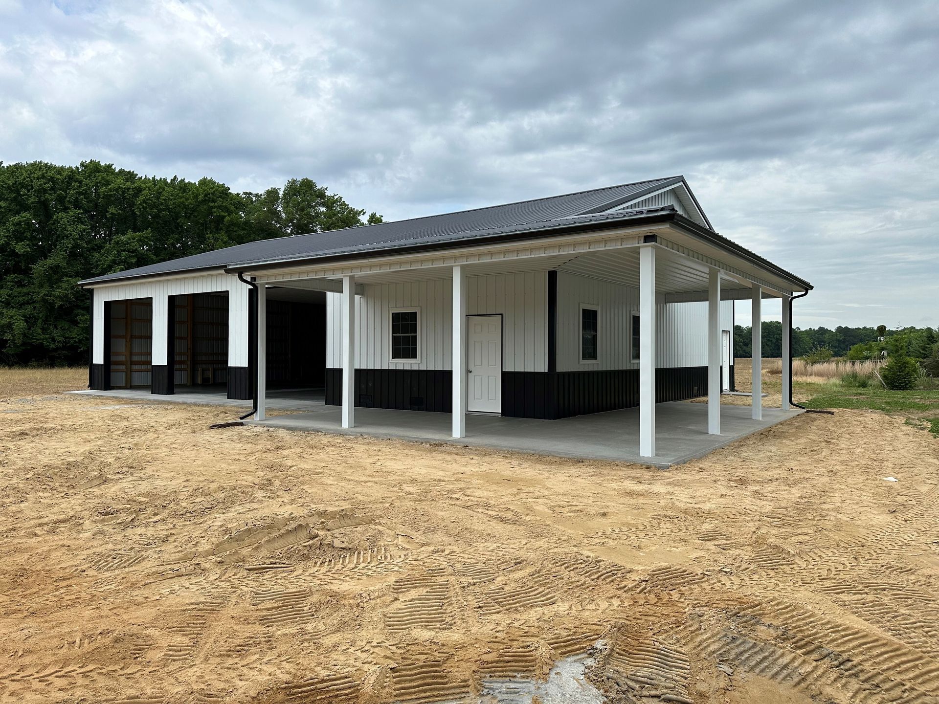 44x60 pole barn
