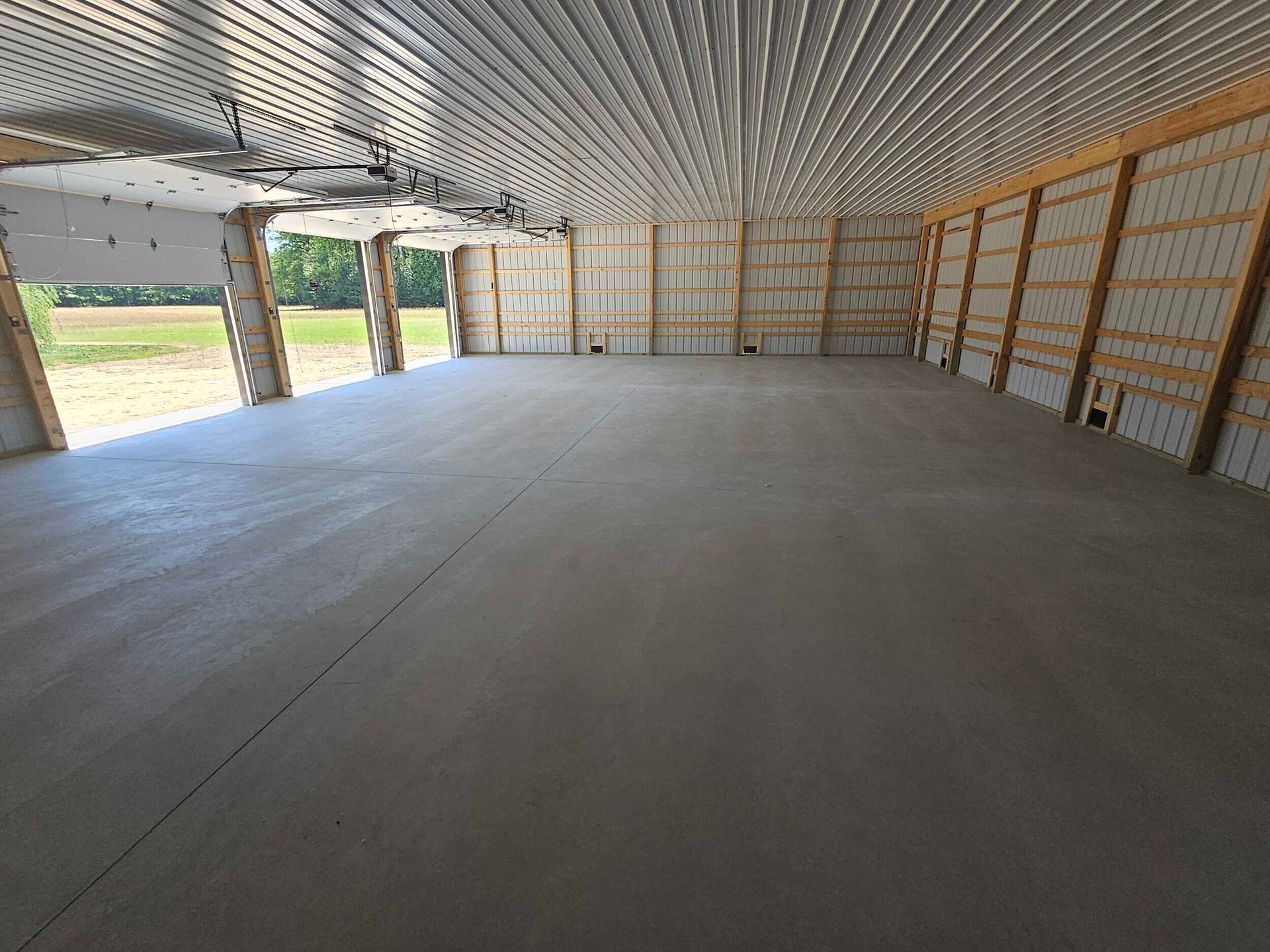 44x60 pole barn