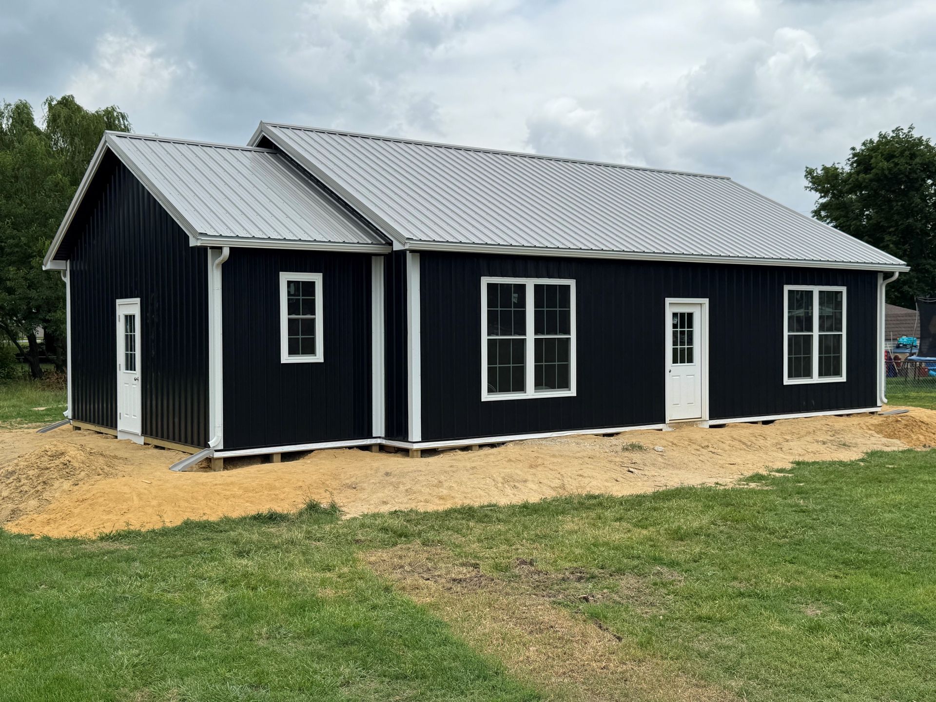 1240 sq ft pole barn