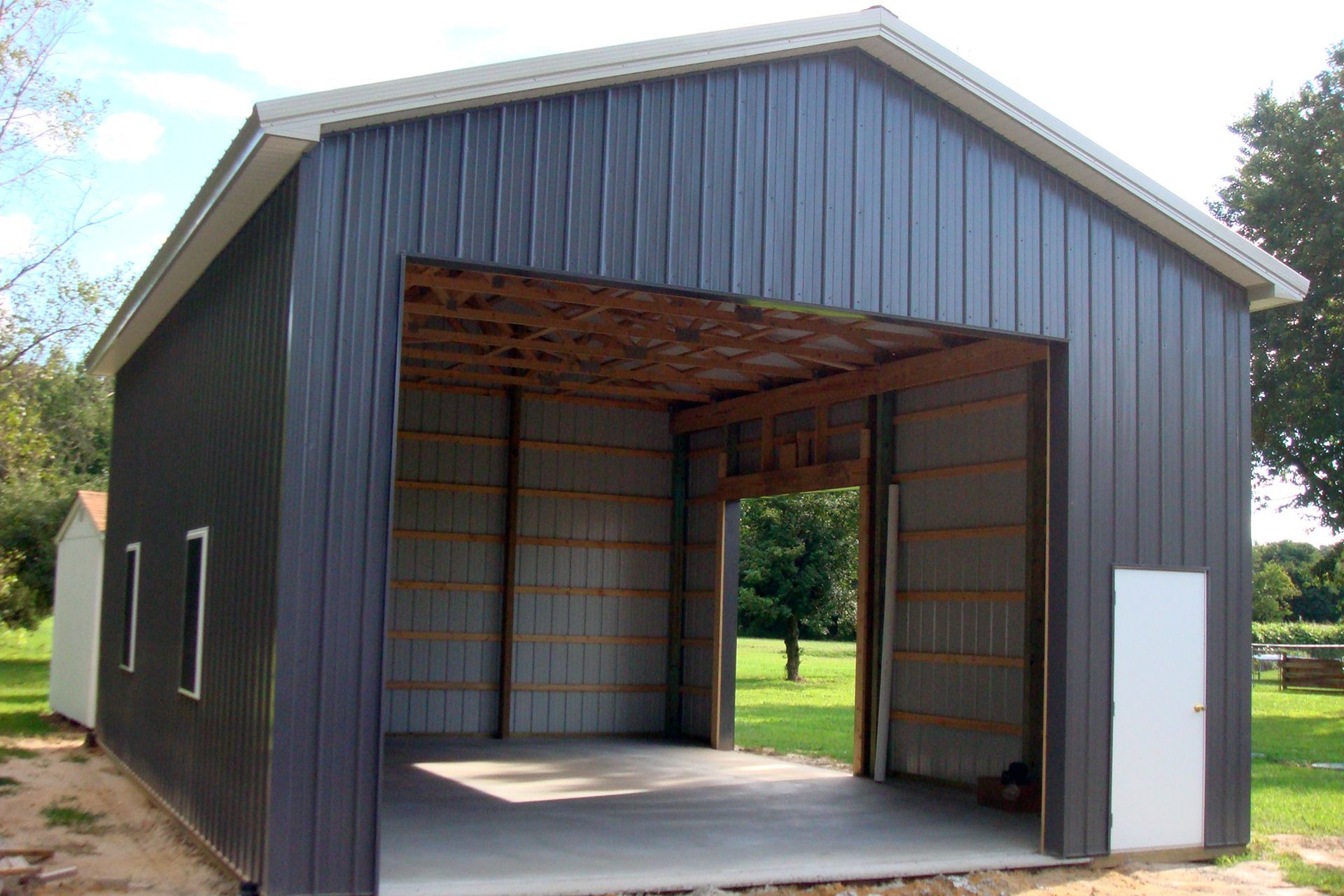 agriculture pole barn