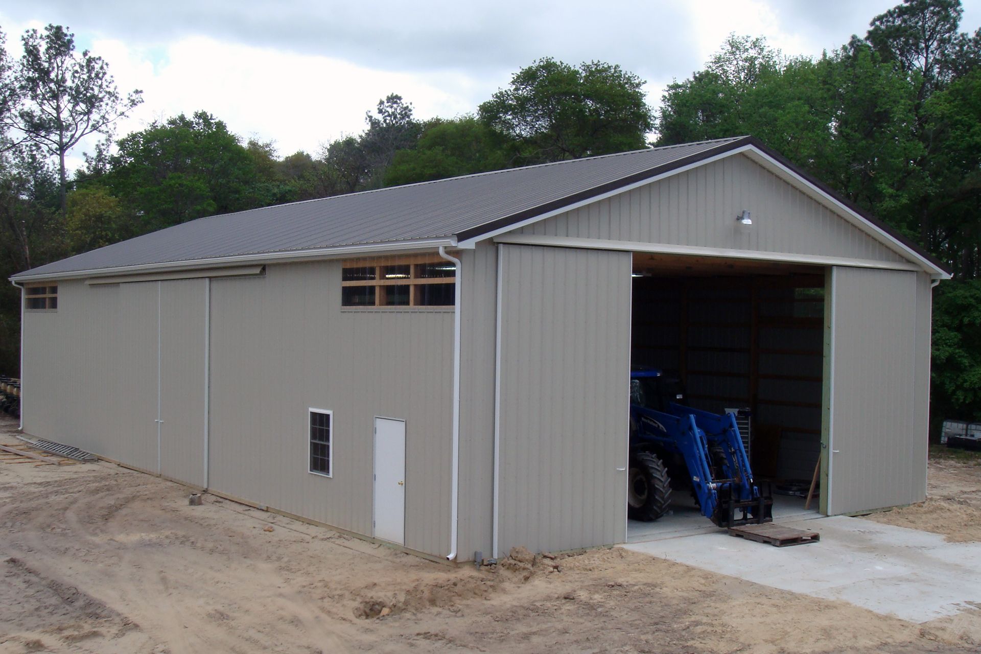 agriculture pole barn