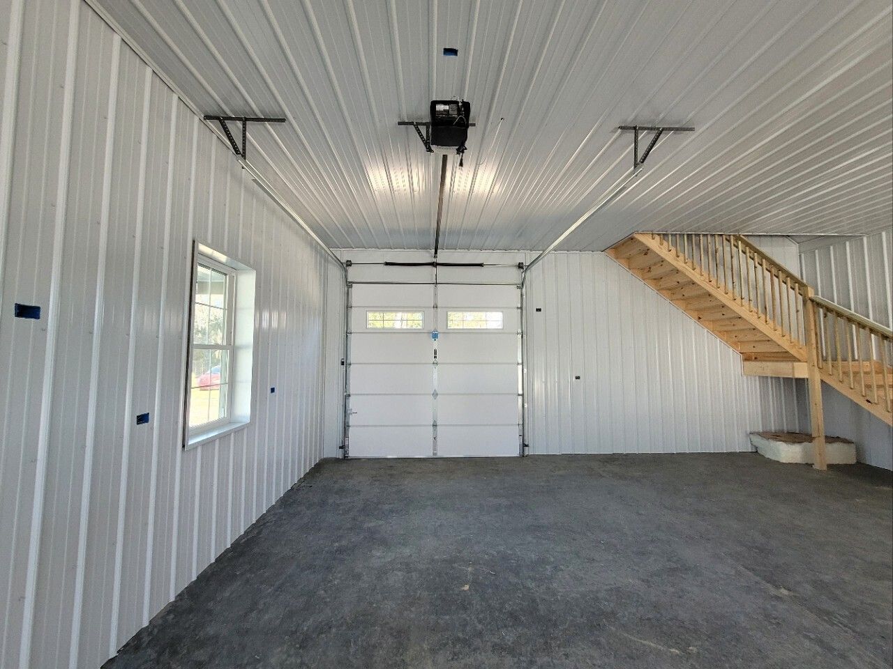 30x40 pole barn