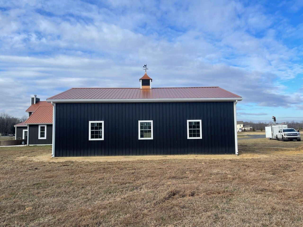 30x40 pole barn