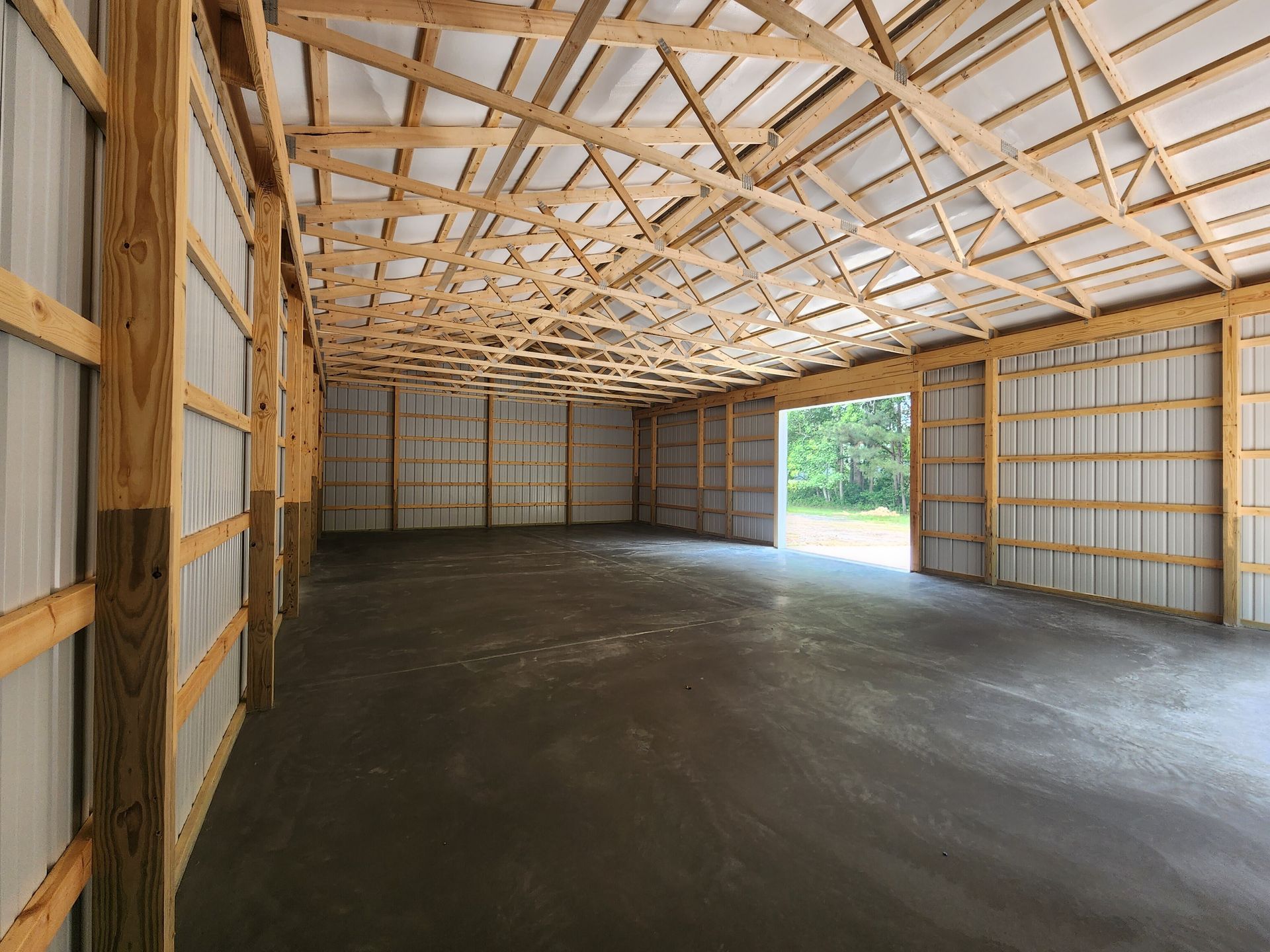 30x52 pole barn