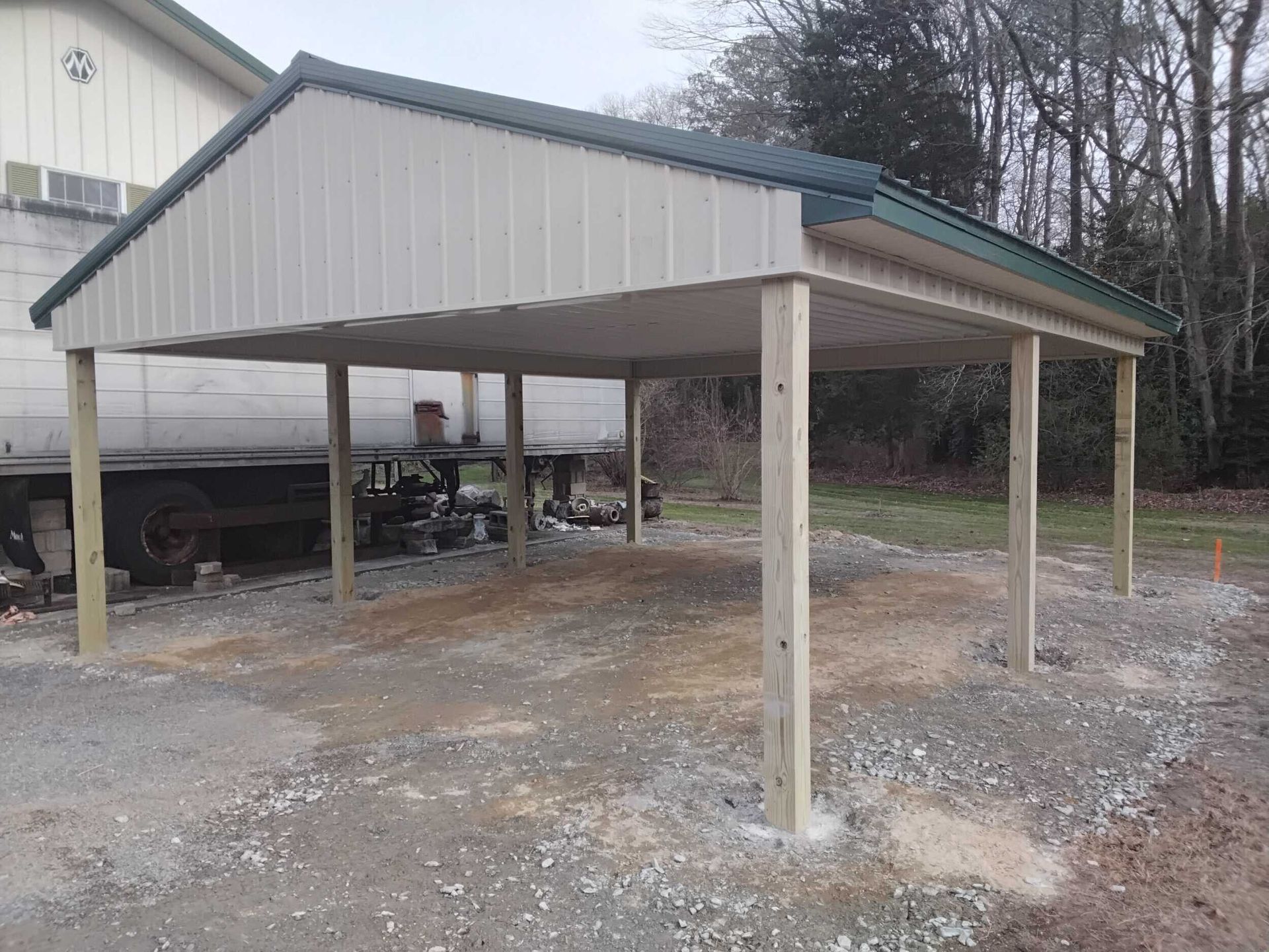 20x24x8 pole barn car port