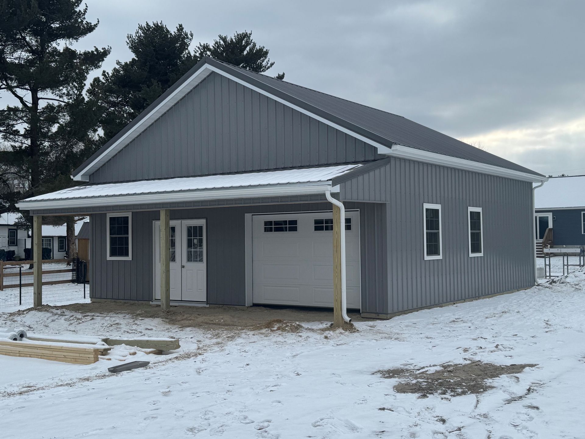 30x32 pole barn