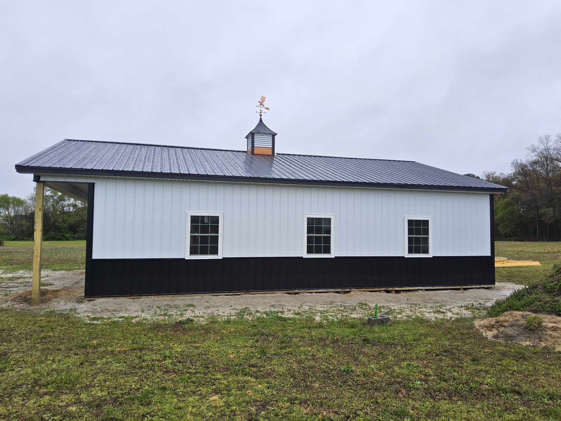 32x44 pole barn