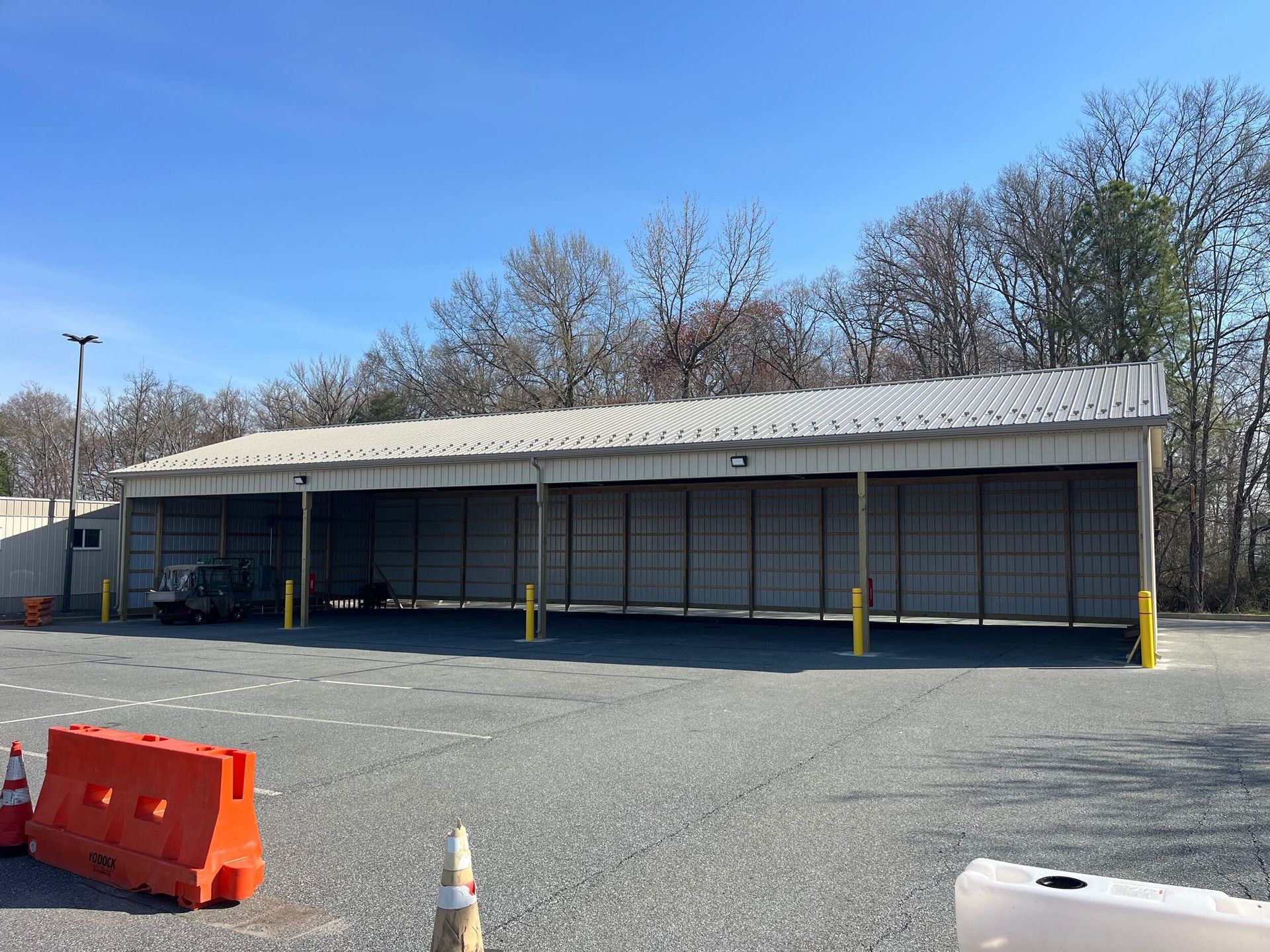 commercial pole barn