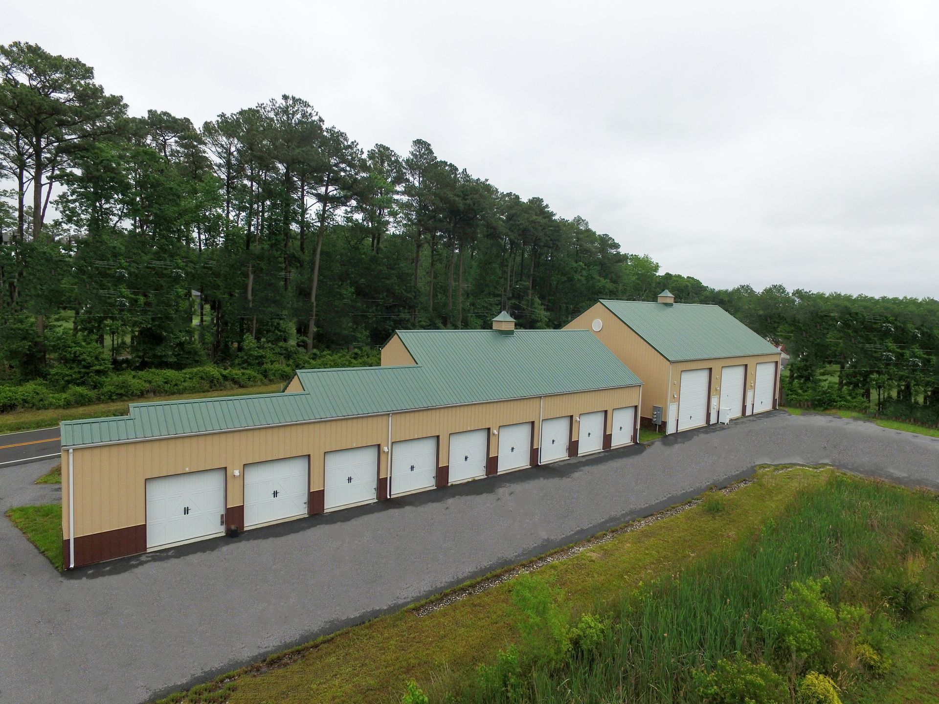 commercial pole barn