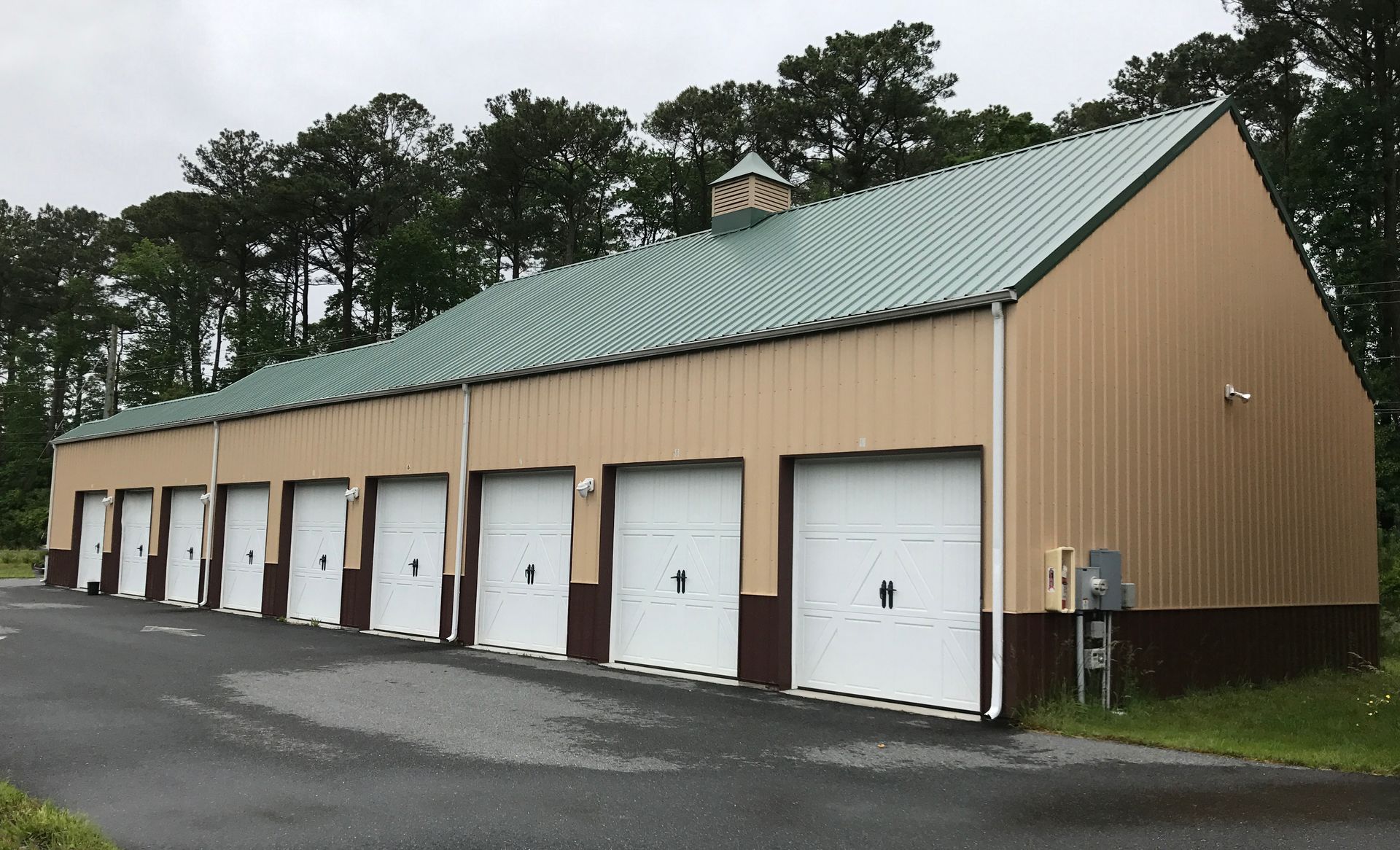 commercial pole barn
