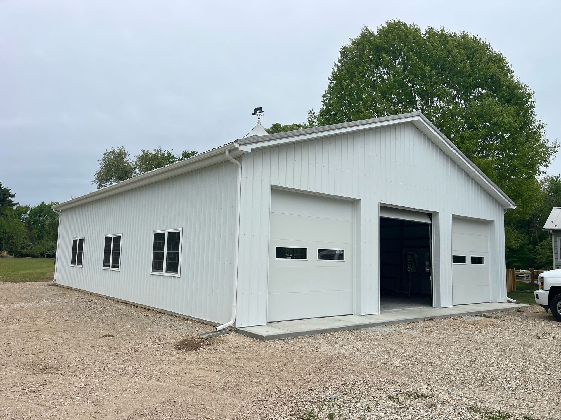40x52x12 pole barn