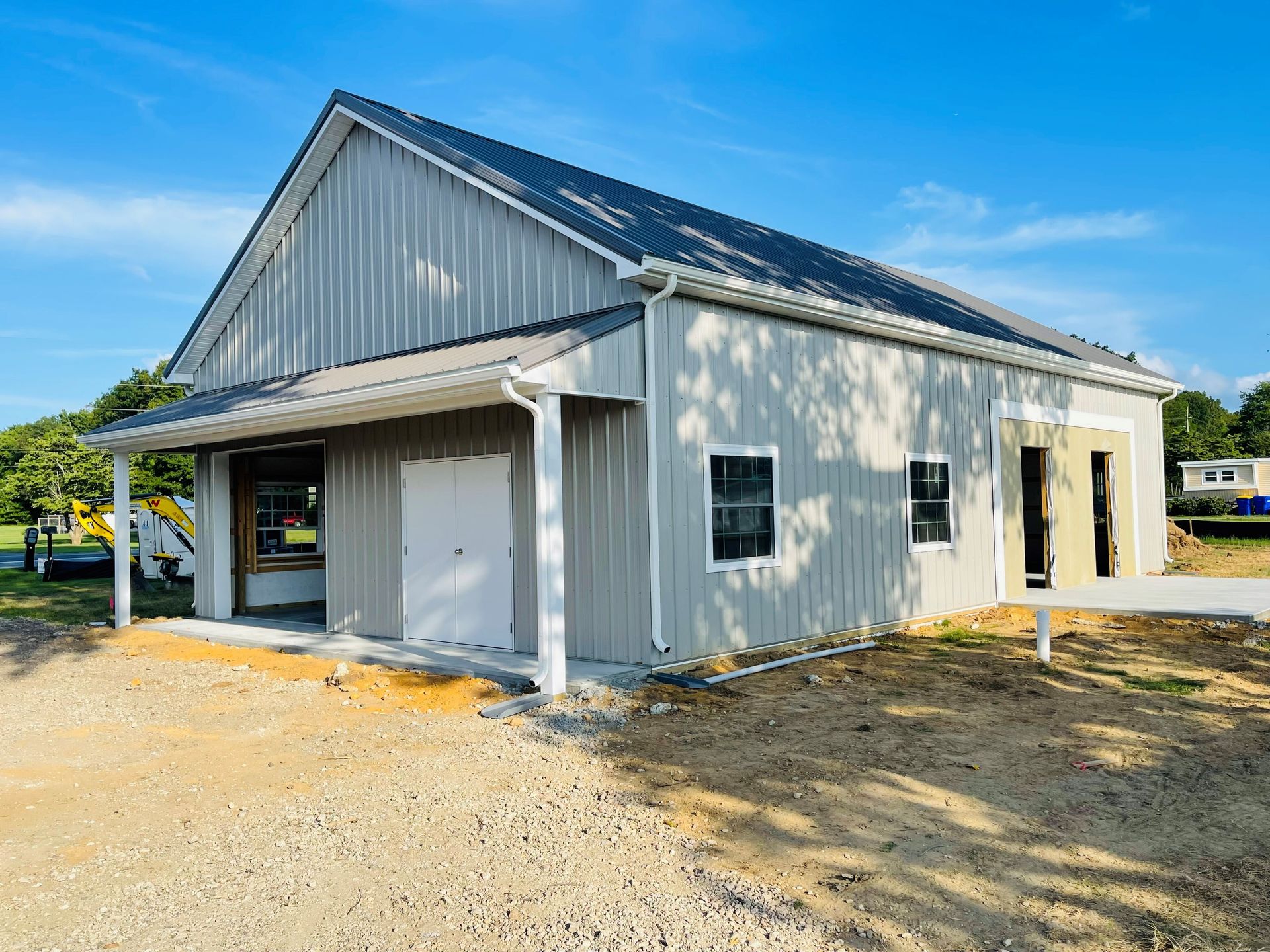 commercial pole barn