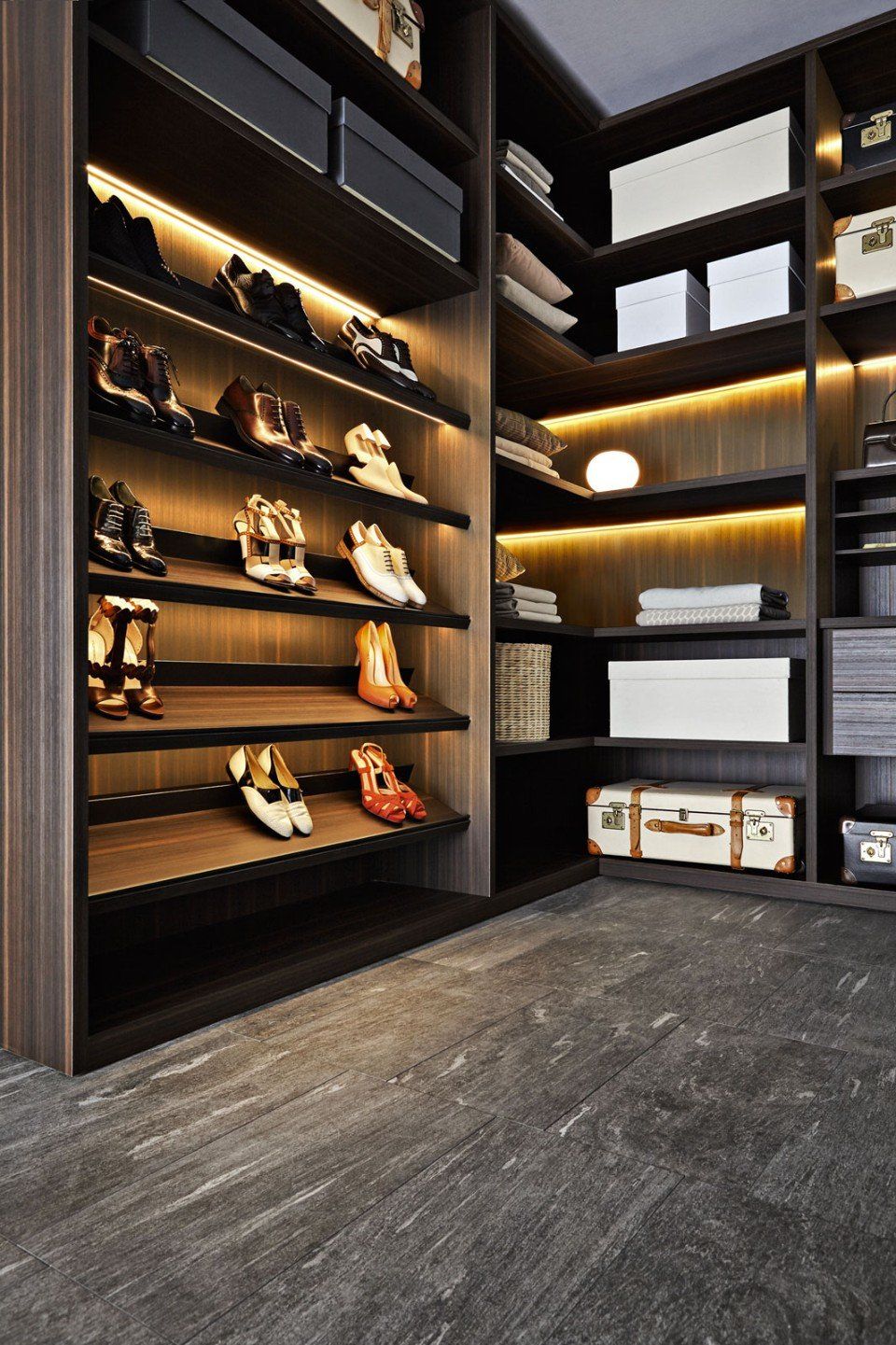 cabina armadio illuminata