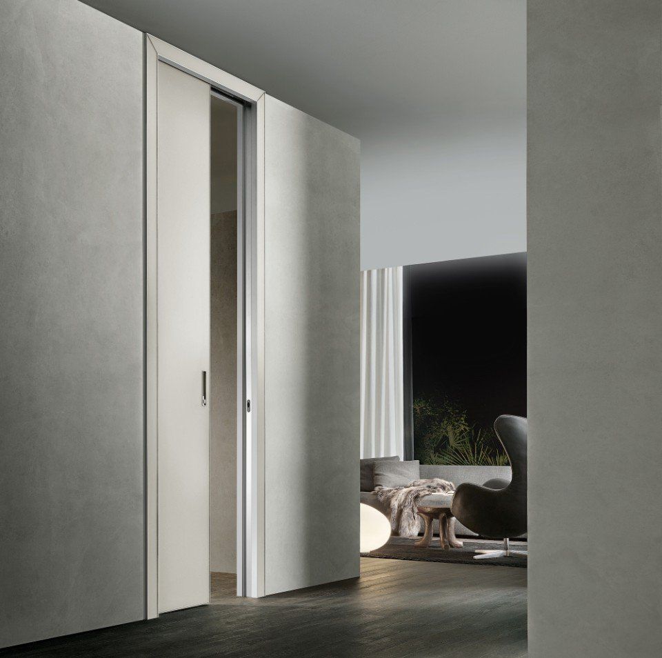 porta bianca scorrevole