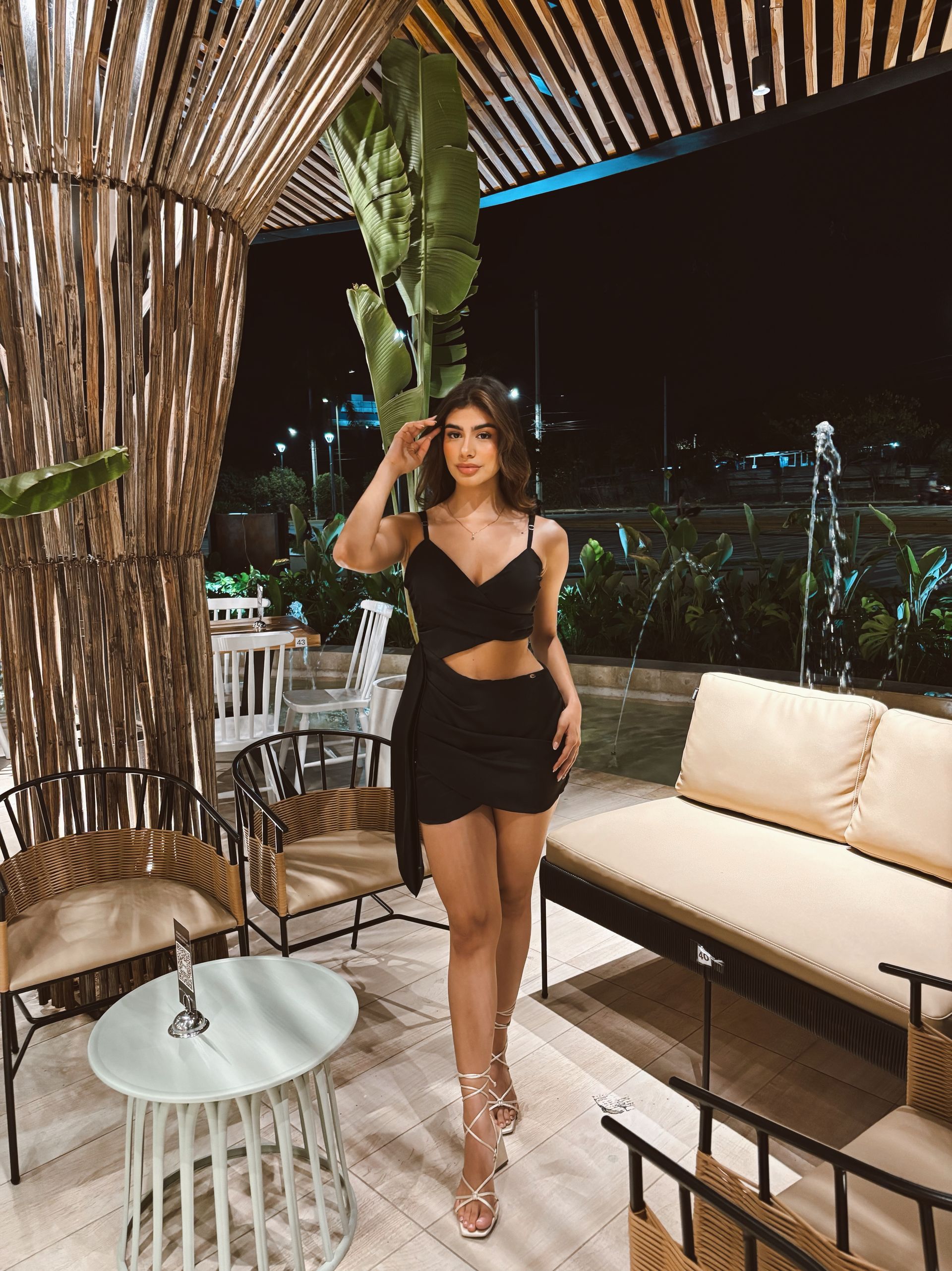 VESTIDO SEDA NEGRO  CORTO