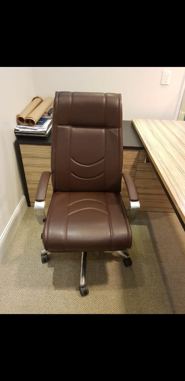 estofaria em canoas cadeira 8