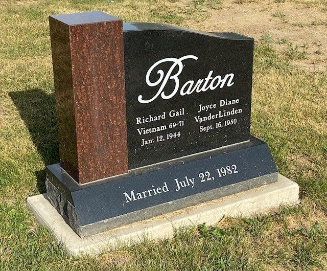 Barton Gravestone — Ottumwa, IA — Fuller Monument
