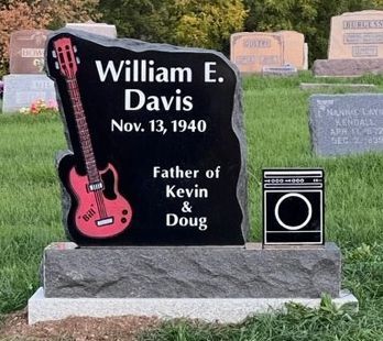 William E. Davis Tombstone — Ottumwa, IA — Fuller Monument