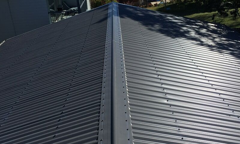 Custom orb profile basalt colorbond roof (previously decramastic tiles)