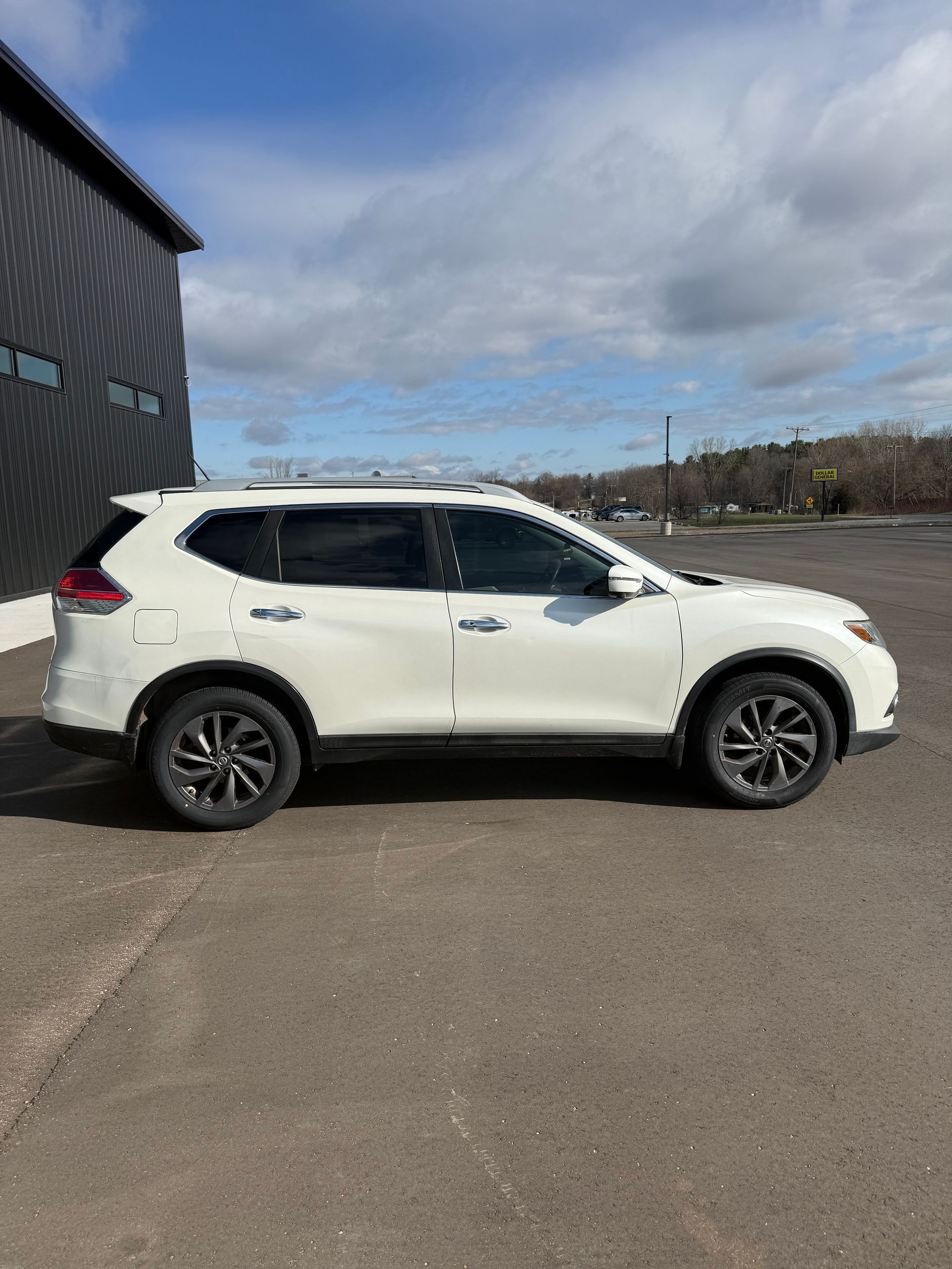 2016 Nissan Rogue SL Sport Utility 4D