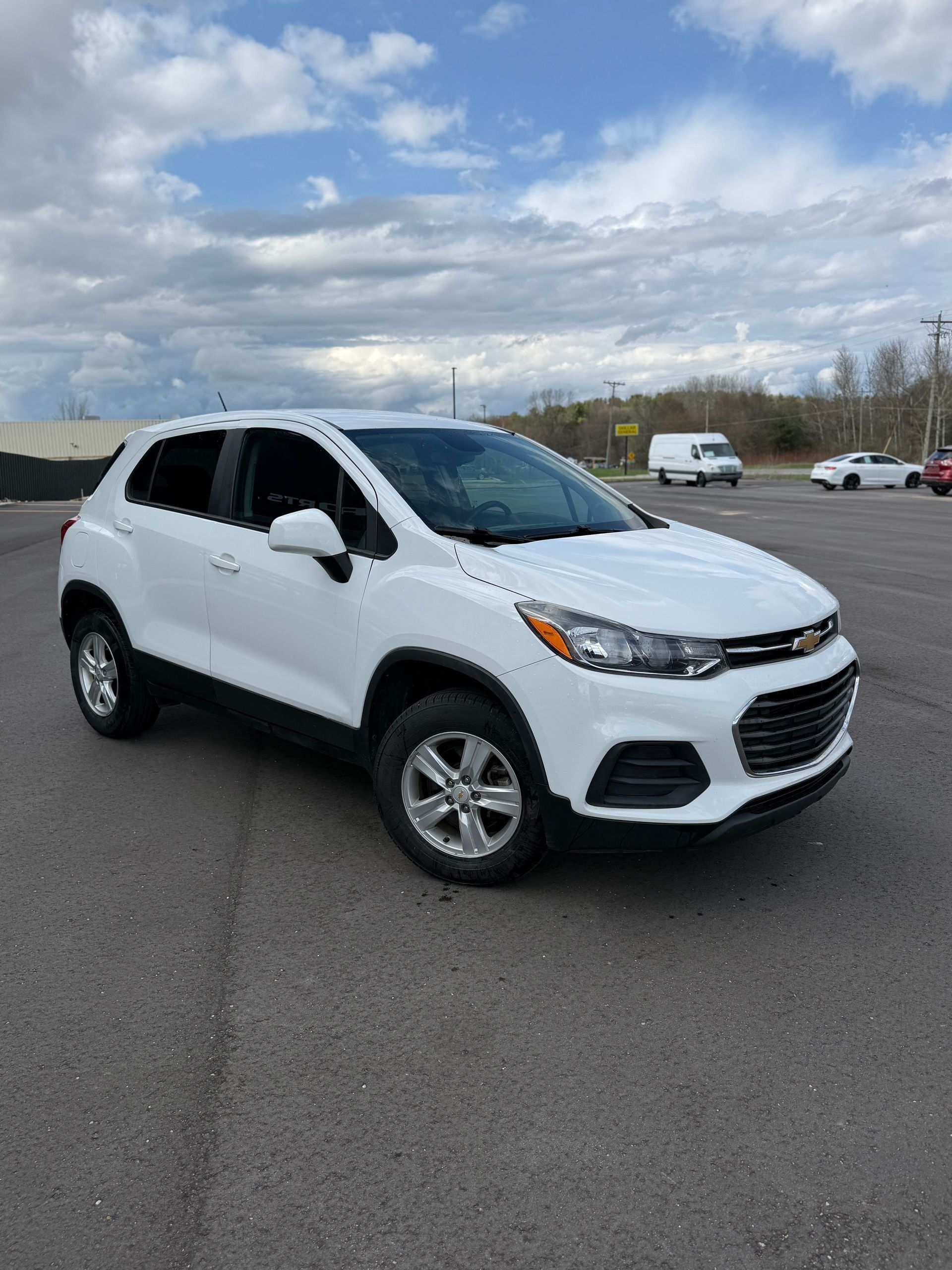 2021 Chevrolet Trax LS Sport Utility 4D