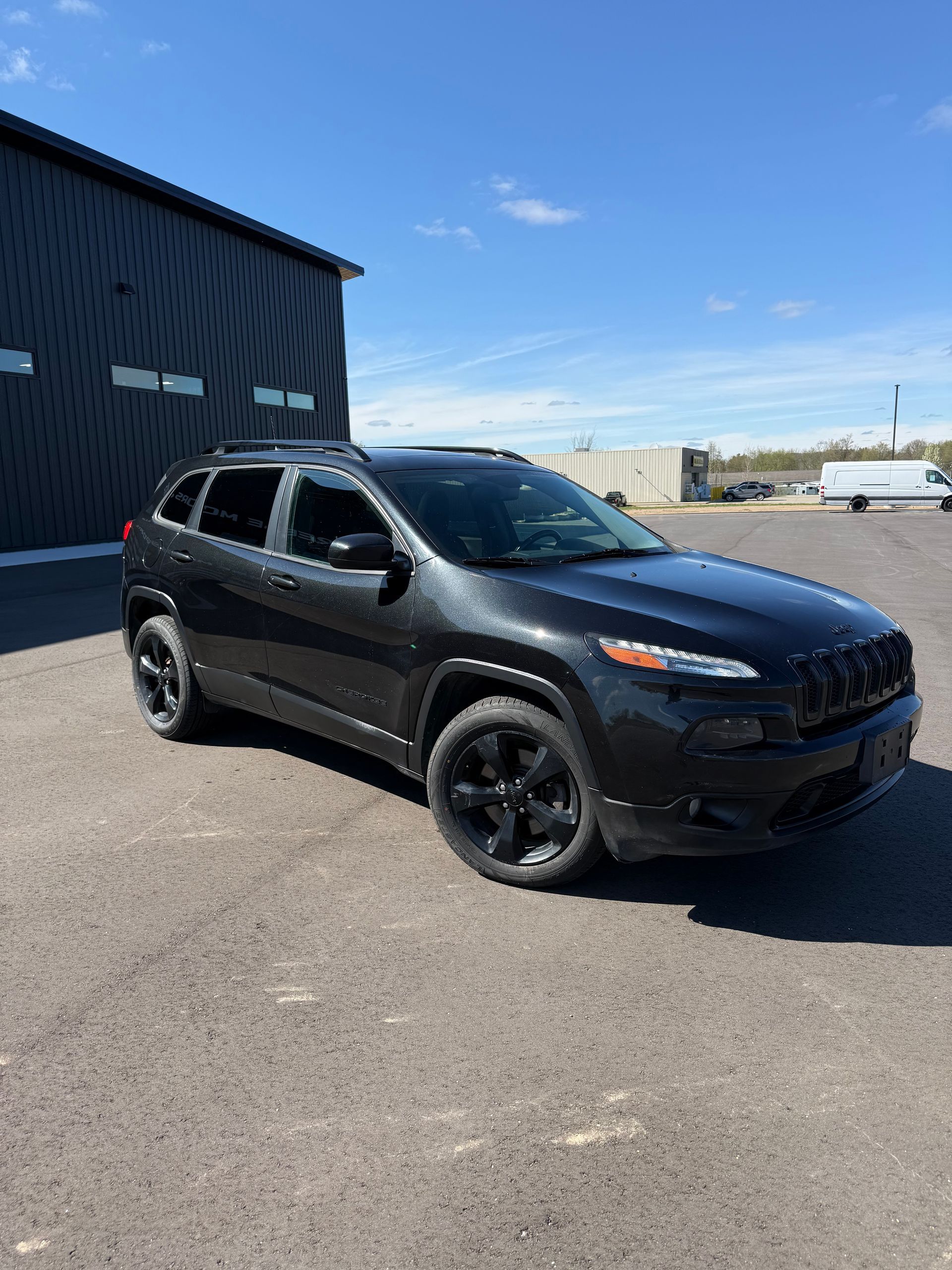 2016 Jeep Cherokee Altitude Sport Utility 4D