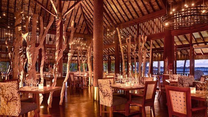 Four Seasons Resort, Bora Bora restaurant