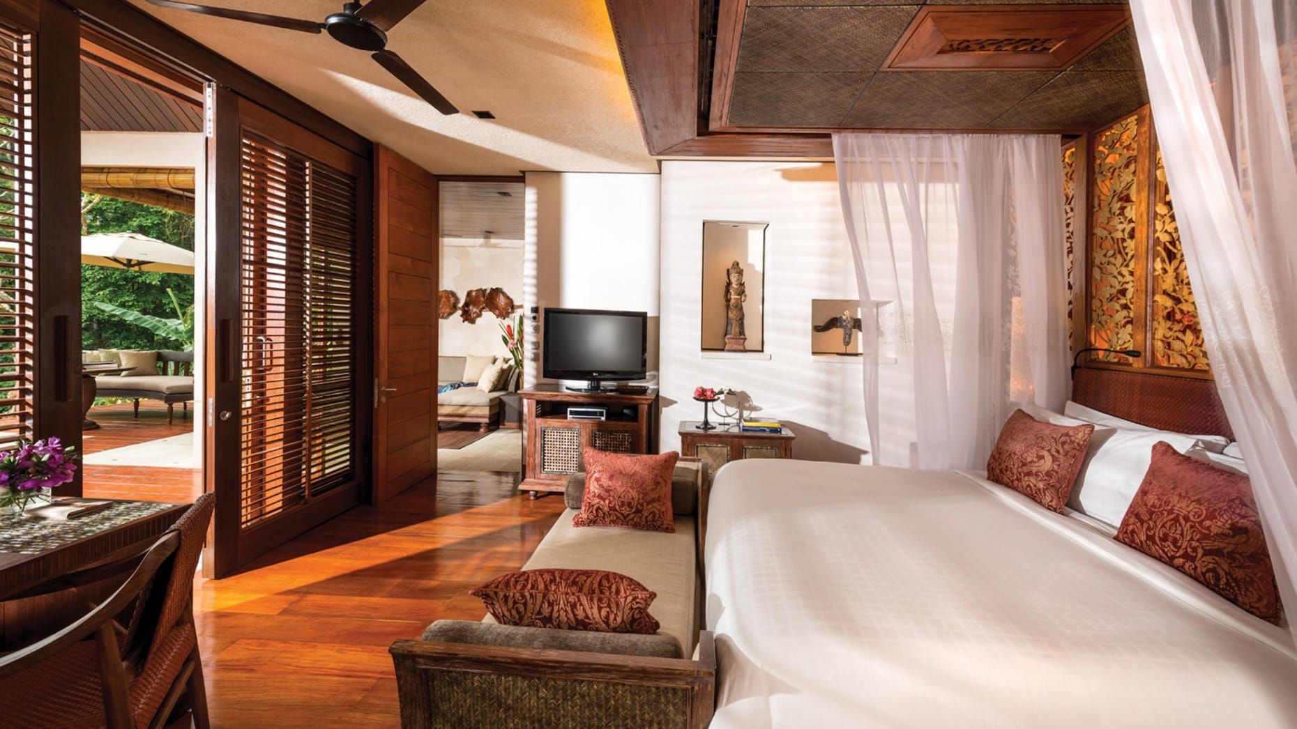 Four Seasons Resort Bali at Sayan suite