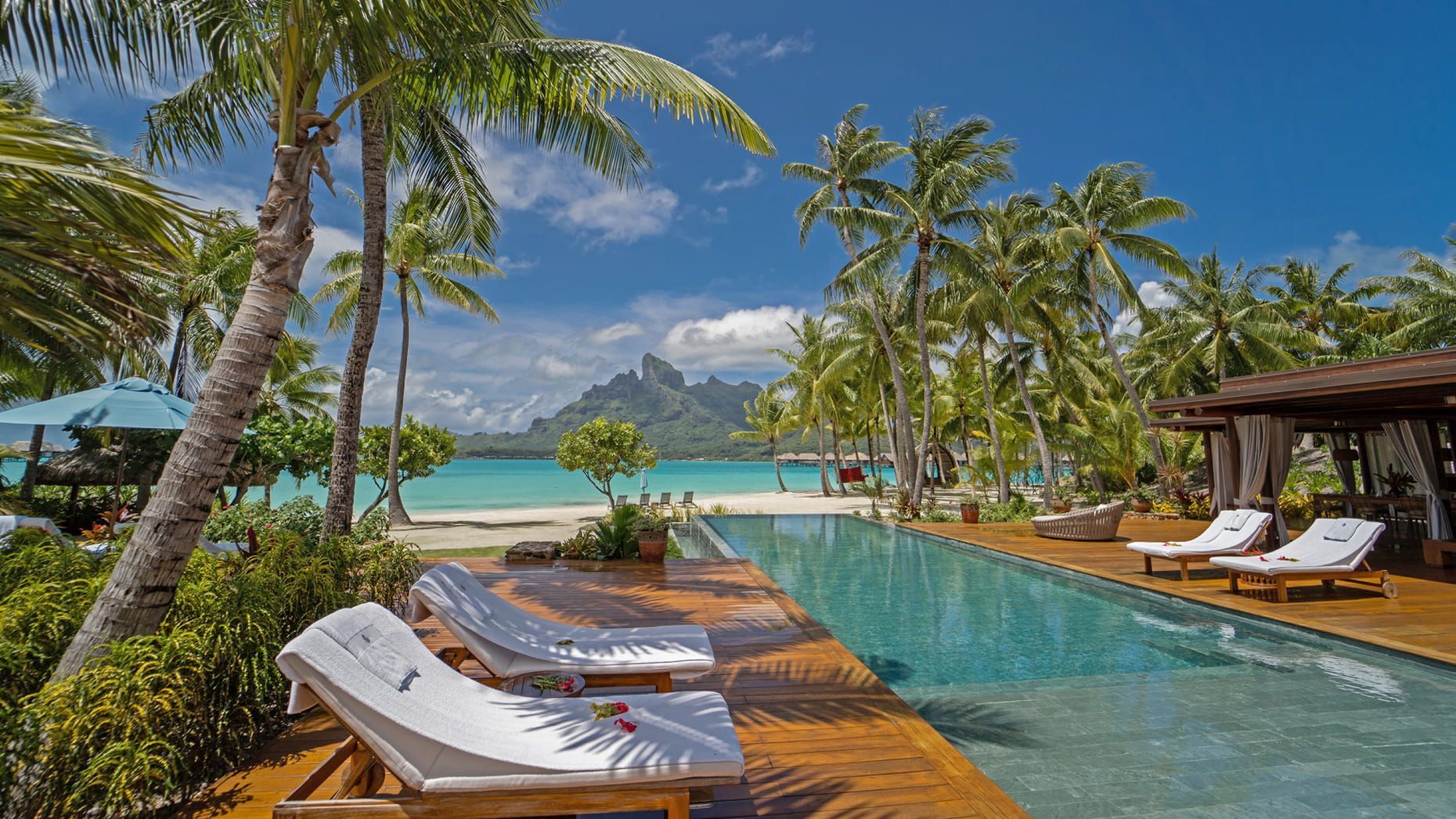 The Four Seasons Resort, Bora Bora